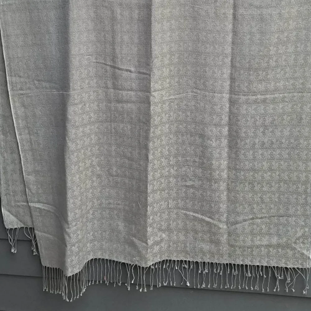 Large Gray Pashmina 36